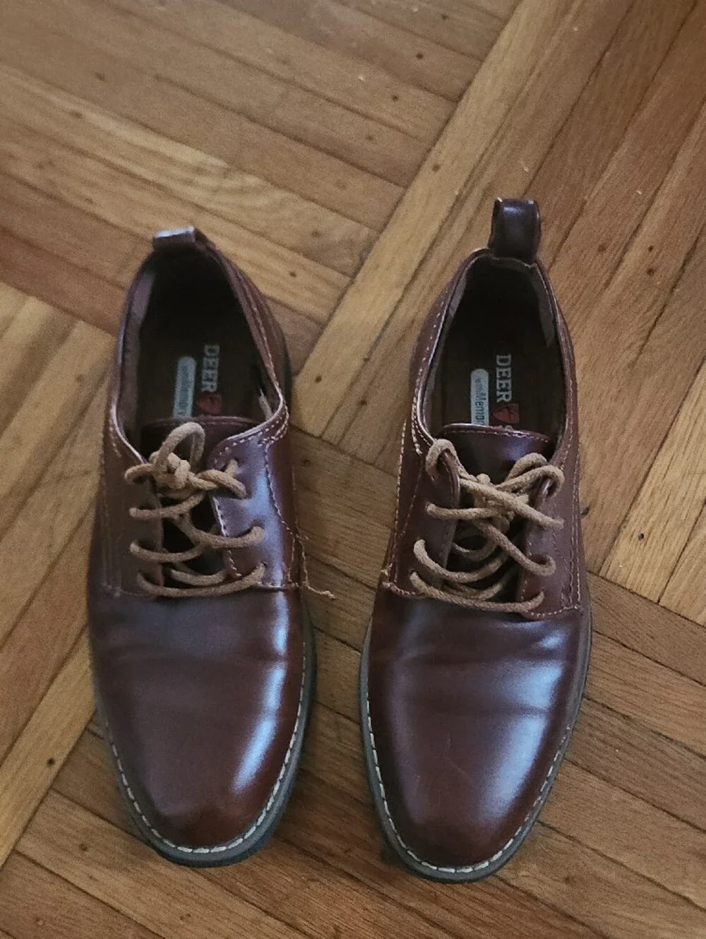 Deer Stags Brown Leather Lace-Up Oxfords